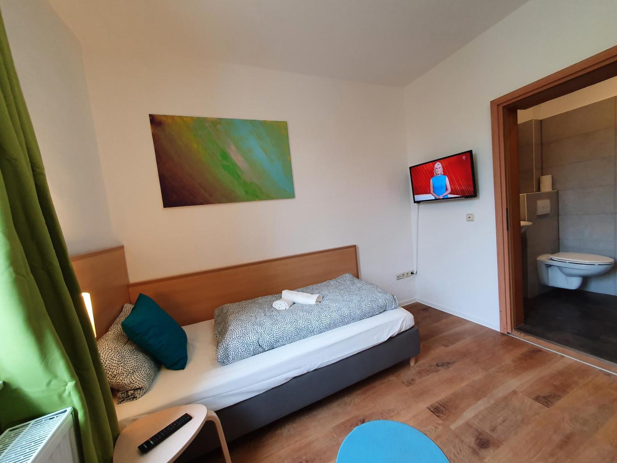 Garni Hotel Biebertal Am Milseburgradweg Hofbieber Room photo